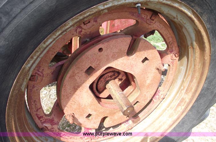 image for item 5486 McCormick Farmall 300 tractor