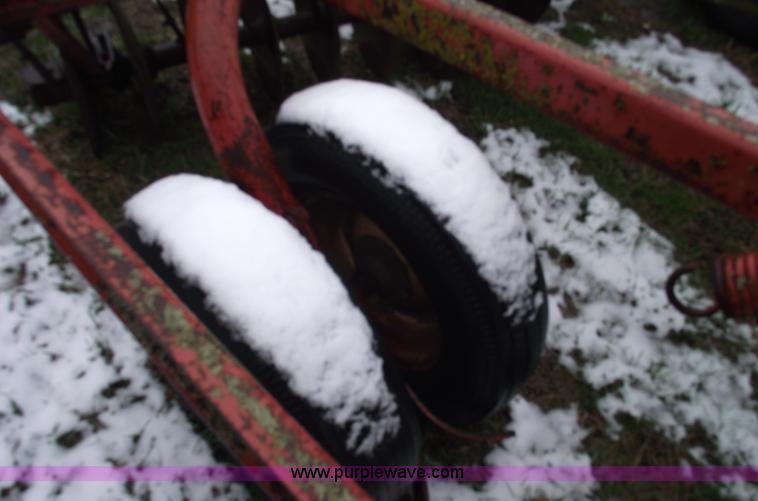 image for item 5518 Kewanee 16'manual fold disk