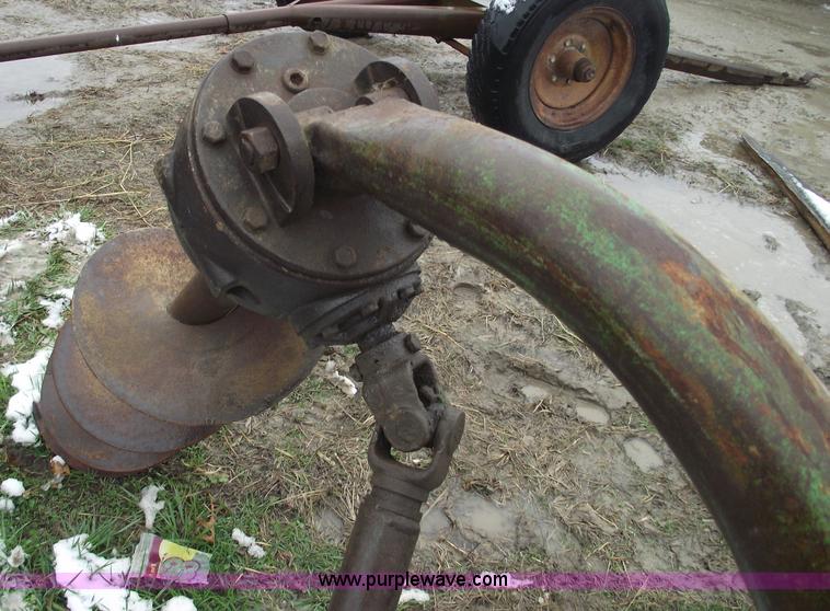 image for item 5520 Farm King post hole auger