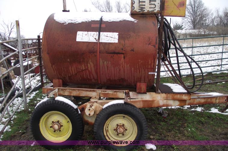 image for item 5521 500 gallon portable fuel tank