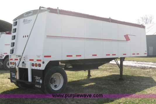 image for item 5930 1997 Maurer Mfg. grain hopper trailer