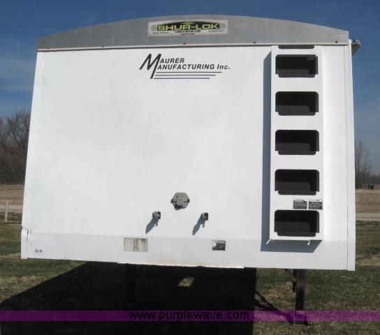 image for item 5930 1997 Maurer Mfg. grain hopper trailer