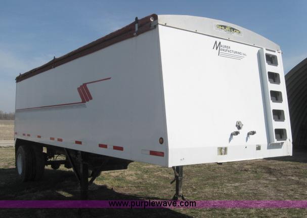 image for item 5931 1997 Maurer Mfg. grain hopper trailer