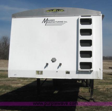 image for item 5931 1997 Maurer Mfg. grain hopper trailer