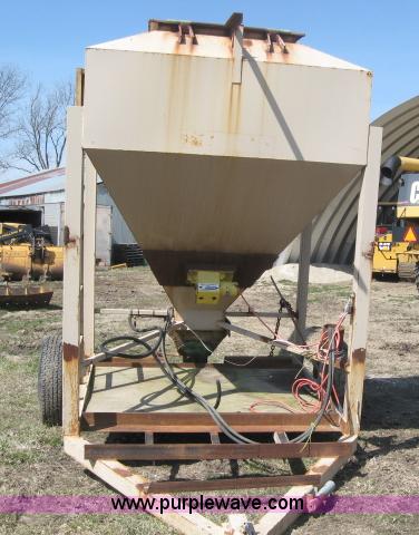 image for item 5938 Seed tender wagon