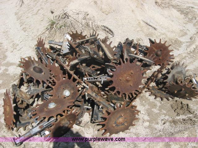 image for item 5941 Approx 20-24 Martin Industries no-till planter row cleaners