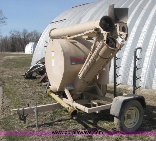 image for item 5946 Rem 1026A grain vac