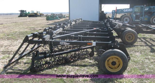 image for item 5949 2006 Precision Planting 3200 tillage harrow
