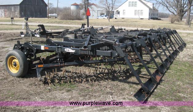 image for item 5949 2006 Precision Planting 3200 tillage harrow