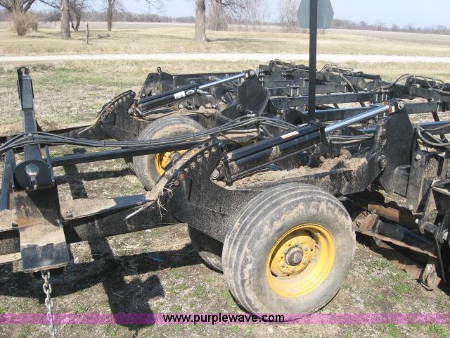 image for item 5949 2006 Precision Planting 3200 tillage harrow