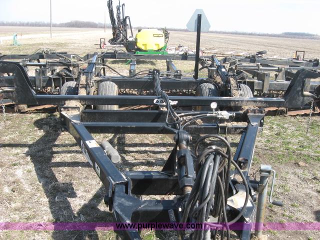 image for item 5949 2006 Precision Planting 3200 tillage harrow