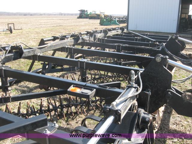 image for item 5949 2006 Precision Planting 3200 tillage harrow