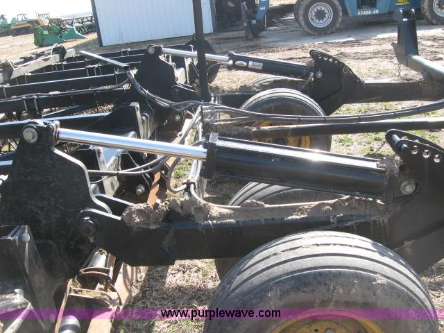 image for item 5949 2006 Precision Planting 3200 tillage harrow