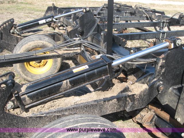 image for item 5949 2006 Precision Planting 3200 tillage harrow