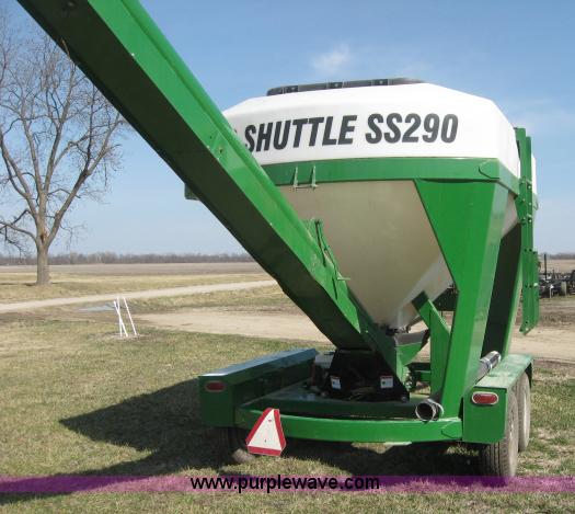 image for item 5950 Norwood 290 seed shuttle/tender