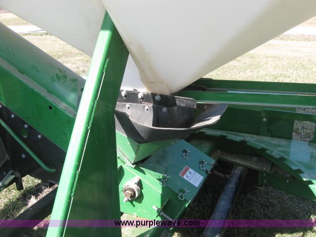 image for item 5950 Norwood 290 seed shuttle/tender