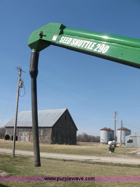 image for item 5950 Norwood 290 seed shuttle/tender