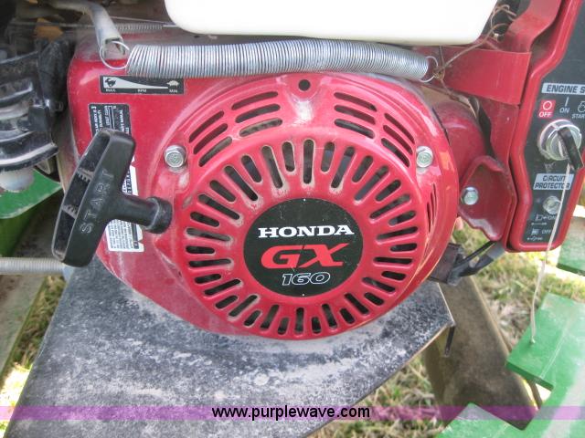 image for item 5950 Norwood 290 seed shuttle/tender