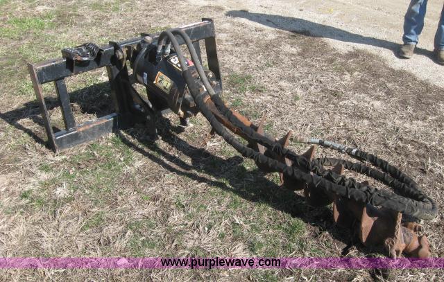 image for item 5952 2007 Caterpillar A19B post hole digger