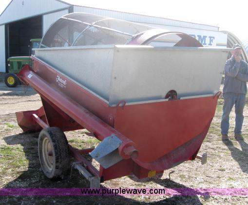 image for item 5956 Feterl 23090 grain cleaner