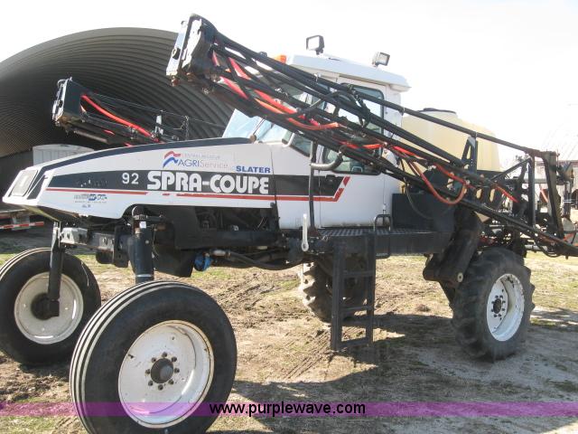 image for item 5957 2001 AGCO SpraCoupe 4440 sprayer