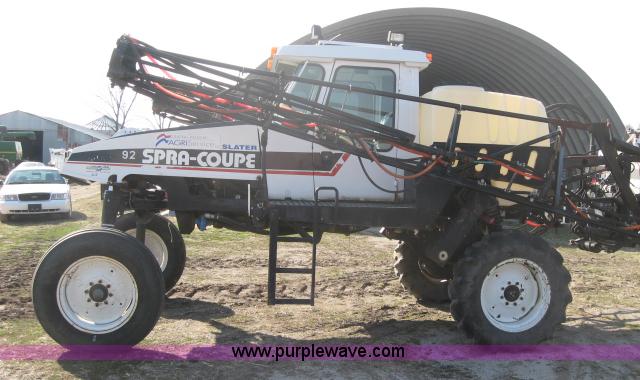 image for item 5957 2001 AGCO SpraCoupe 4440 sprayer