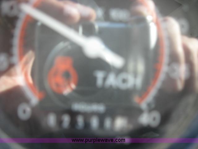 image for item 5957 2001 AGCO SpraCoupe 4440 sprayer