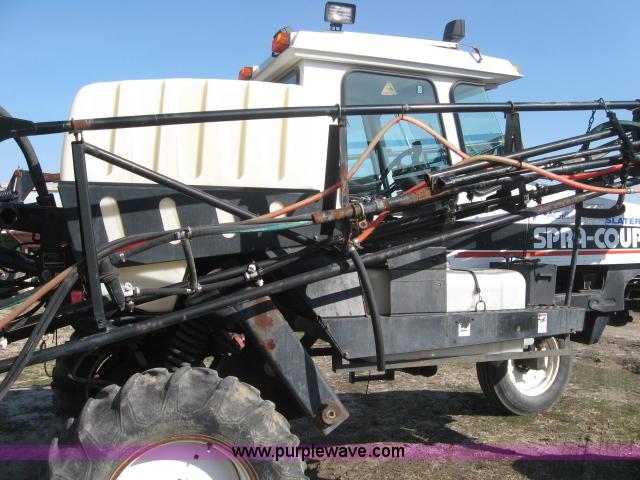image for item 5957 2001 AGCO SpraCoupe 4440 sprayer