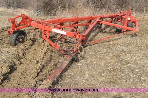 image for item 5960 Wil-Rich 2900 10 bottom plow