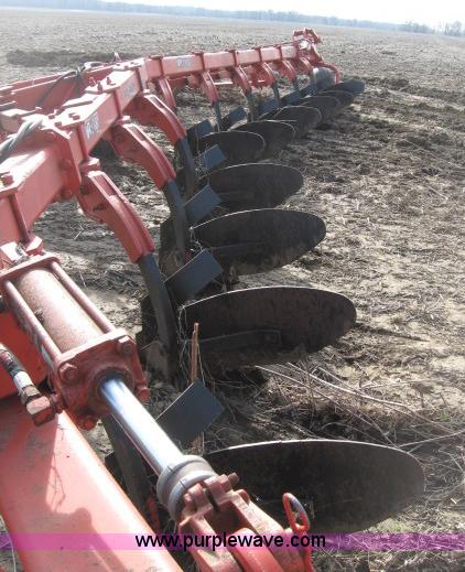 image for item 5960 Wil-Rich 2900 10 bottom plow