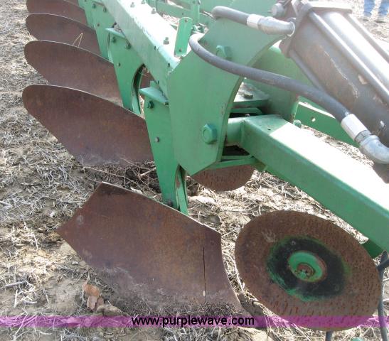 image for item 5961 John Deere eight bottom plow
