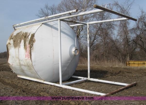 image for item 5962 Dennis Mfg. round overhead storage bins