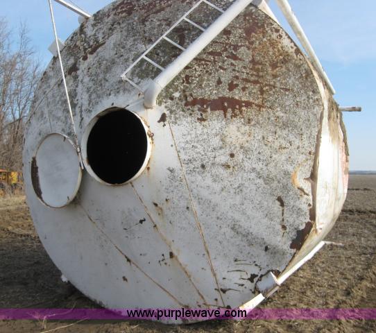 image for item 5962 Dennis Mfg. round overhead storage bins