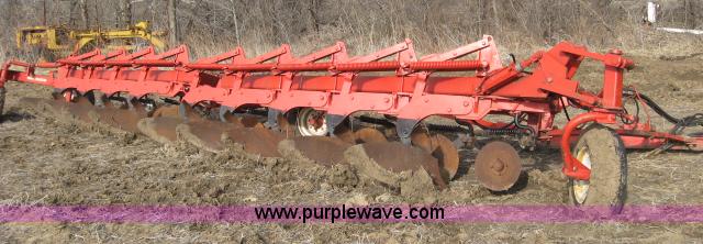 image for item 5963 Wil-Rich nine bottom plow