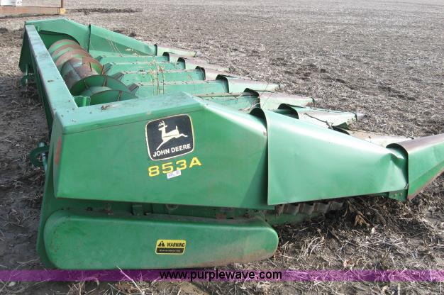 image for item 5965 John Deere 853A eight row header