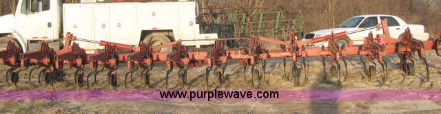 image for item 5983 Krause 4616-F3 row crop cultivator