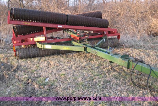 image for item 5985 Brillion XXL-184 pulverizer