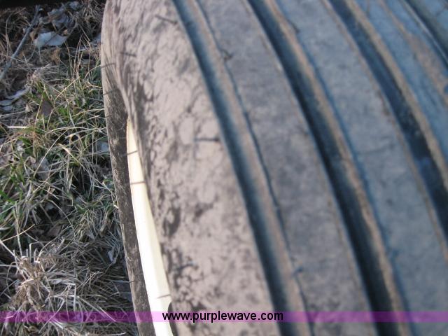 image for item 5987 2010 Unverferth 1225 rolling harrow