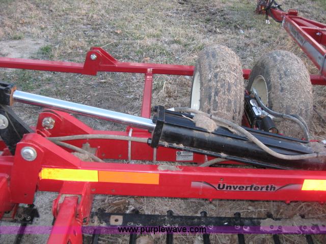 image for item 5987 2010 Unverferth 1225 rolling harrow