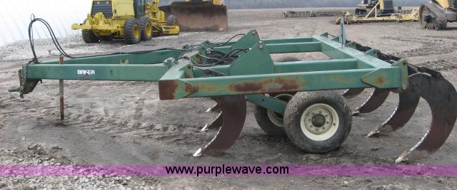 image for item 5989 Baker 450 chisel plow