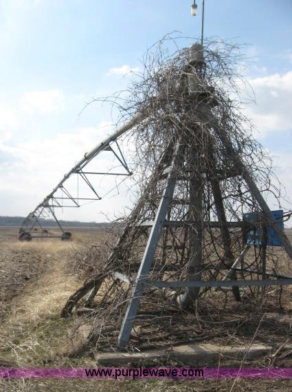 image for item 5993 Valley irrigation pivot