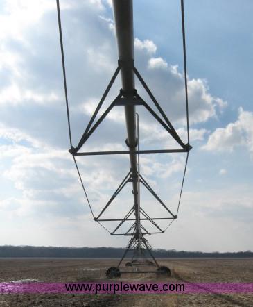 image for item 5993 Valley irrigation pivot