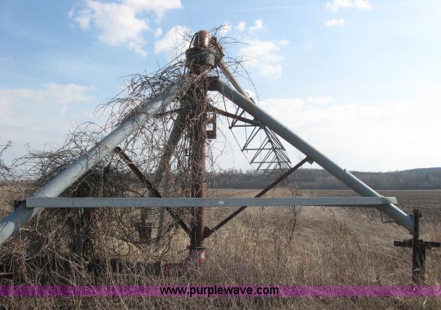 image for item 5994 Zimmatic irrigation pivot