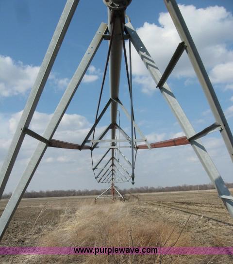 image for item 5994 Zimmatic irrigation pivot