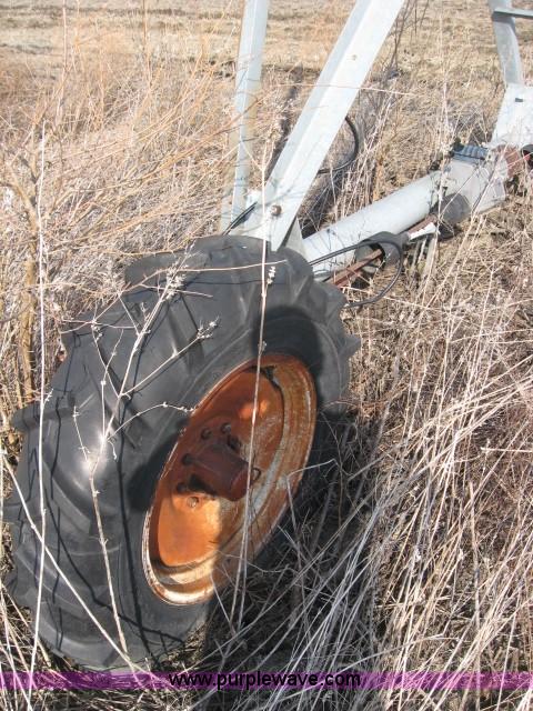 image for item 5994 Zimmatic irrigation pivot