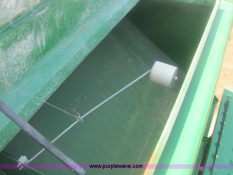 image for item 7008 2002 Great Plains 30' folding no-till drill