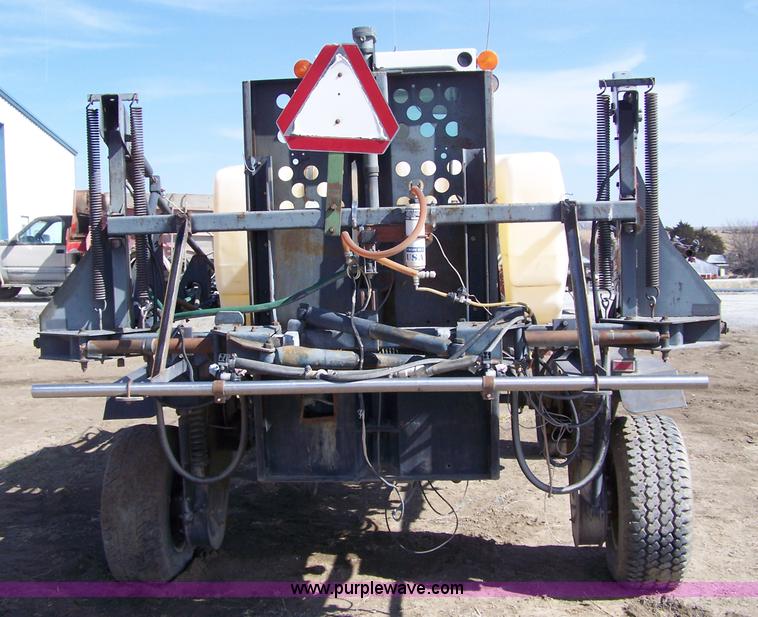 image for item 7331 1986 SpraCoupe 220 self propelled sprayer