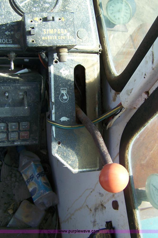 image for item 7331 1986 SpraCoupe 220 self propelled sprayer