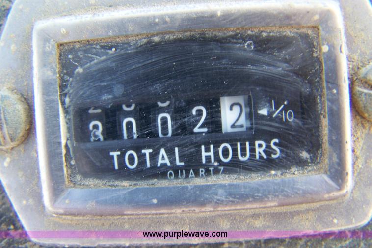 image for item 7331 1986 SpraCoupe 220 self propelled sprayer