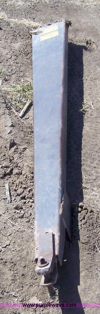 image for item 7331 1986 SpraCoupe 220 self propelled sprayer